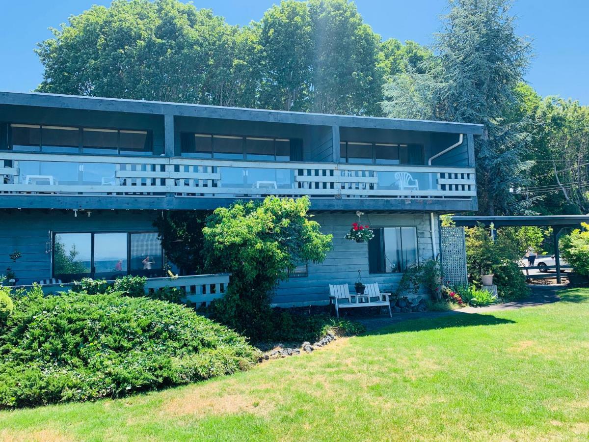 Sand Pebbles Inn Qualicum Beach Dış mekan fotoğraf