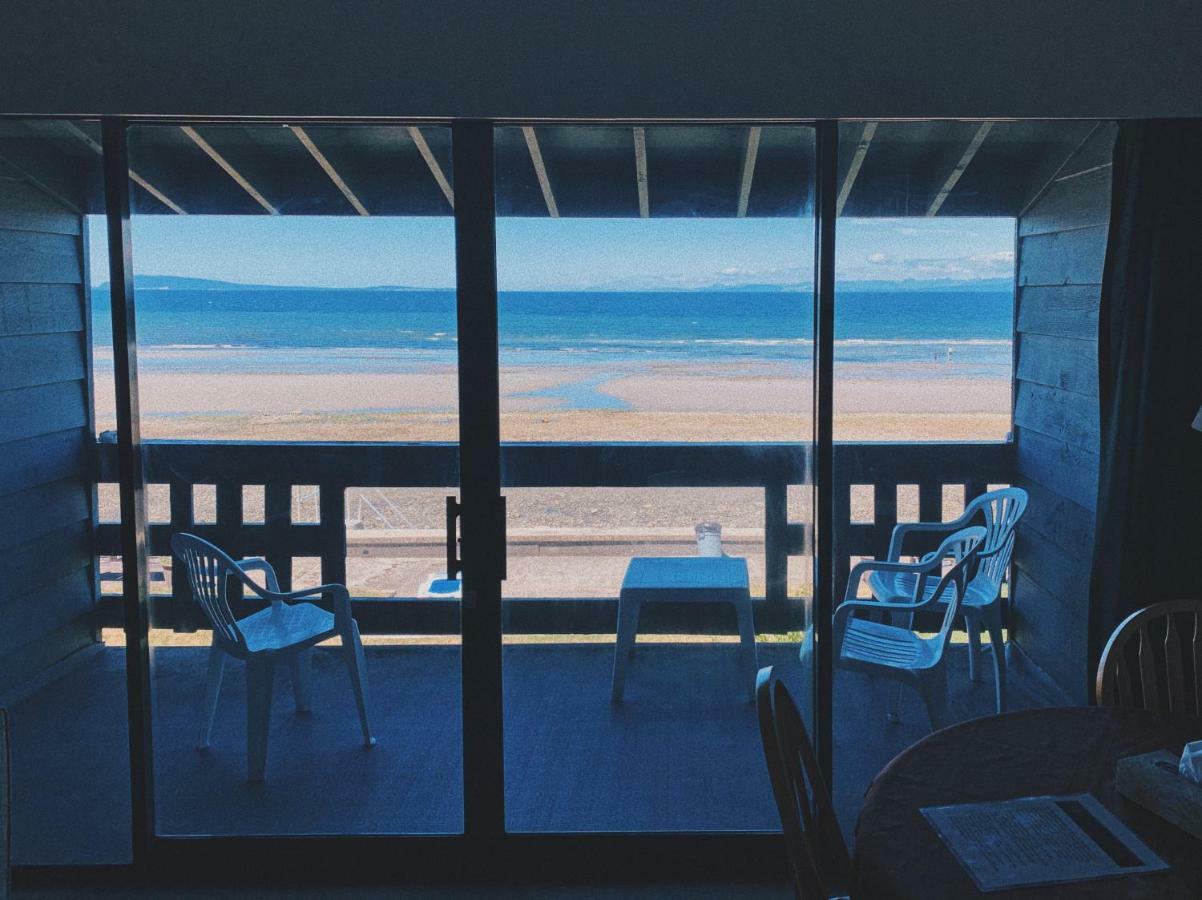 Sand Pebbles Inn Qualicum Beach Dış mekan fotoğraf